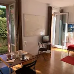Casabella-lago Maggiore 4*