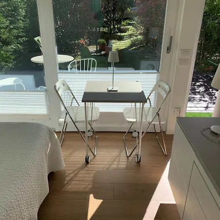 Frühstückspension Casabella-lago Maggiore