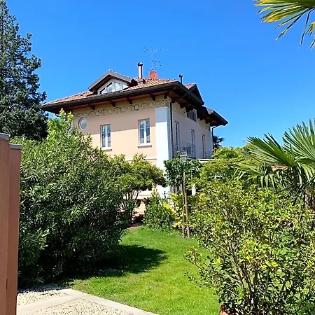 Casabella-lago Maggiore Lesa