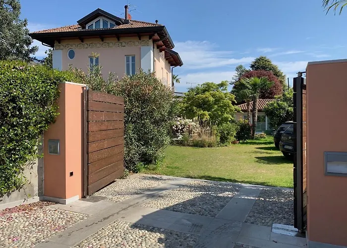 Bed & Breakfast Casabella-lago Maggiore Lesa