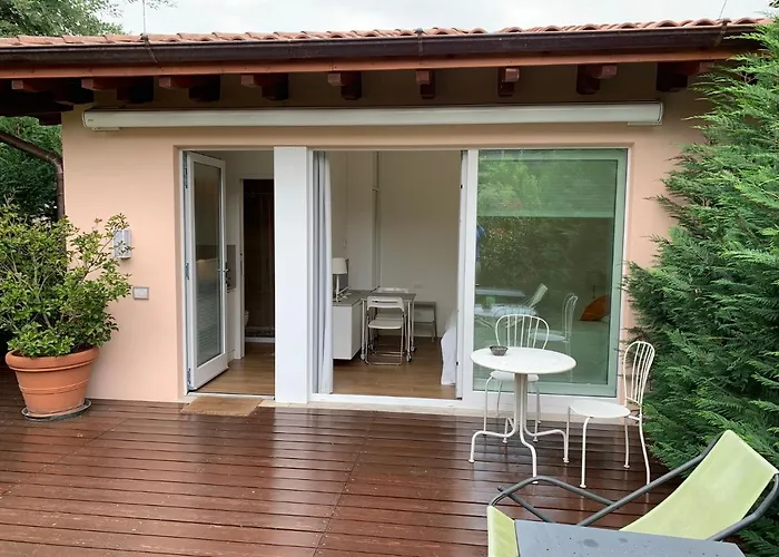 Bed & Breakfast Casabella-lago Maggiore 4*