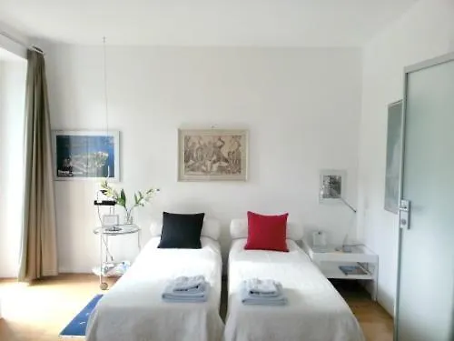 Casabella-lago Maggiore Bed & Breakfast