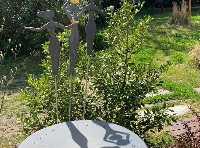 Casabella-lago Maggiore 4*